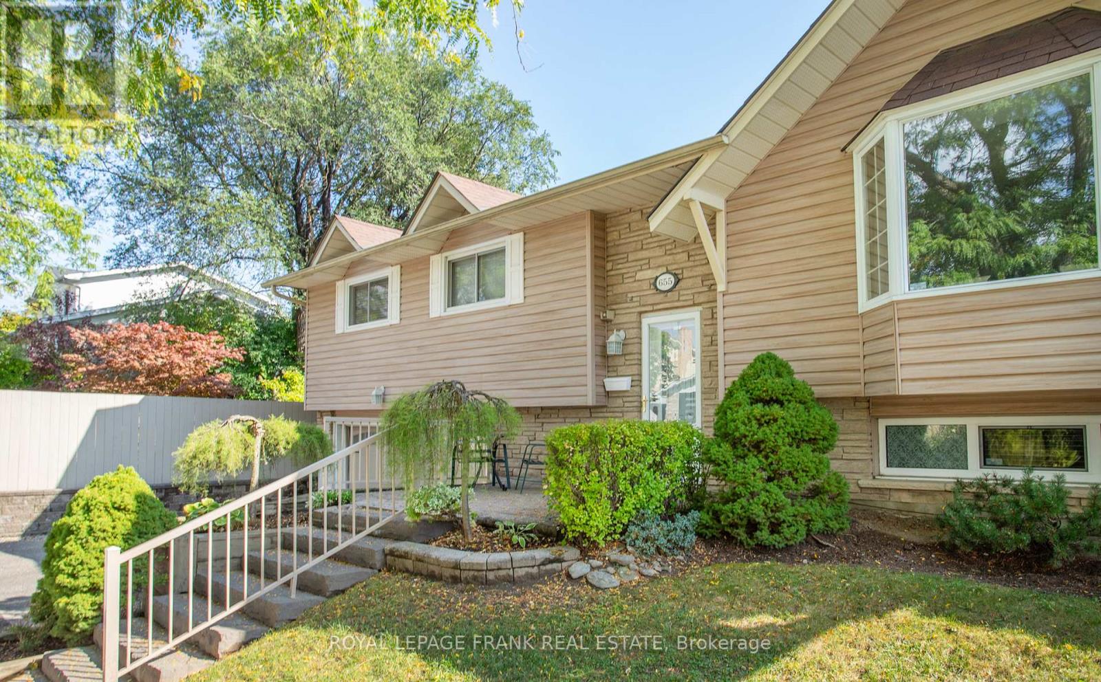 655 Bermuda Avenue, Oshawa, Ontario  L1J 6J4 - Photo 4 - E12434352