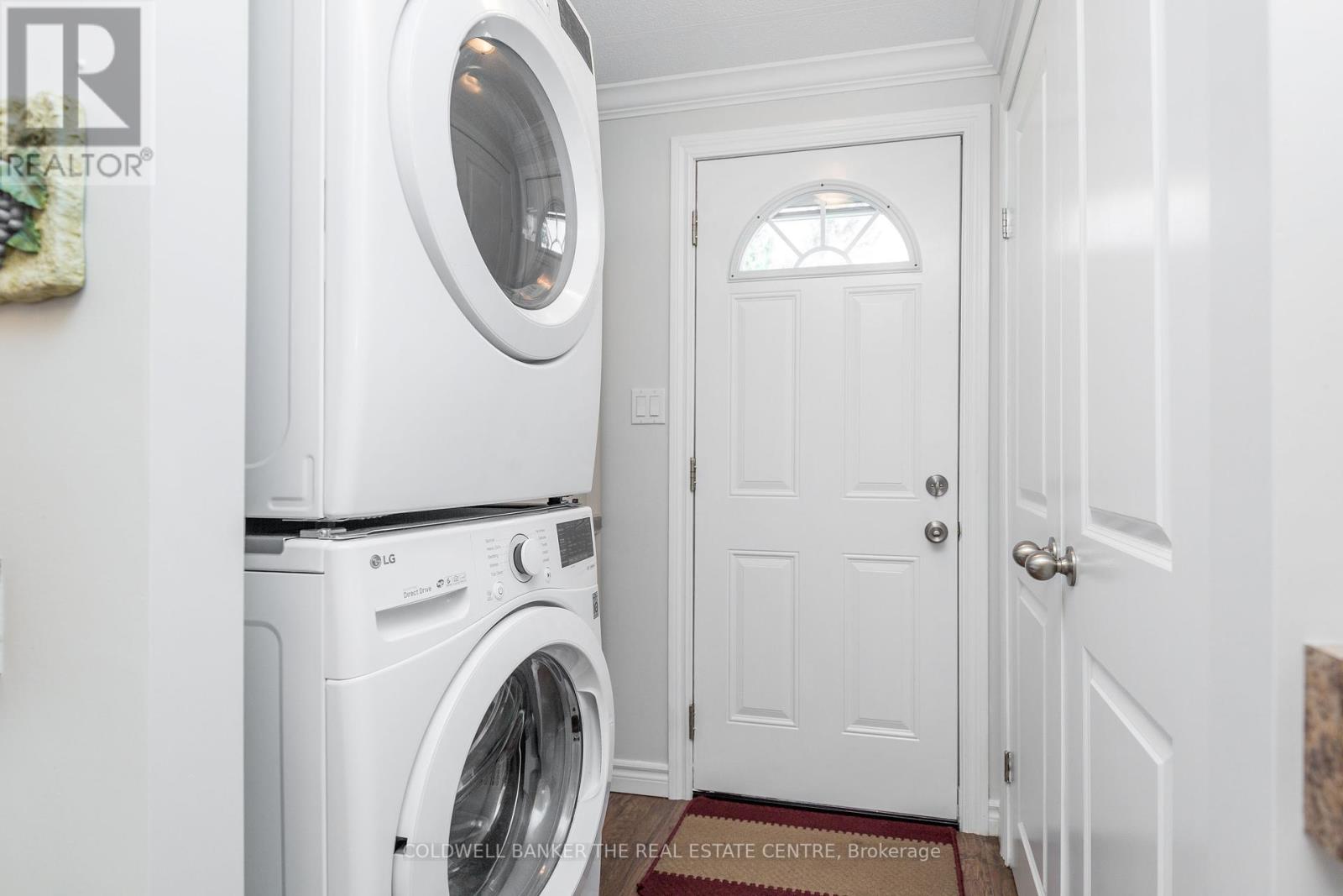 18 Broadway Avenue, Innisfil, Ontario  L9S 1M7 - Photo 38 - N12434228