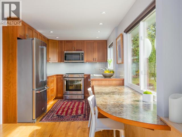 7987 Traffe Road, Powell River, British Columbia  V8A 0R6 - Photo 6 - 19196