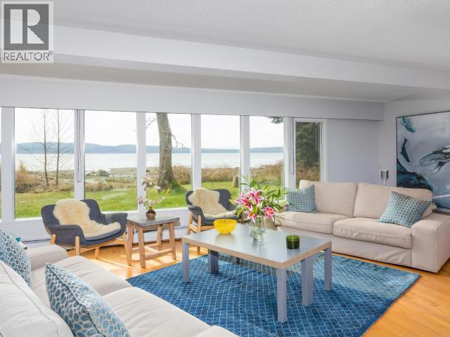 7987 Traffe Road, Powell River, British Columbia  V8A 0R6 - Photo 3 - 19196