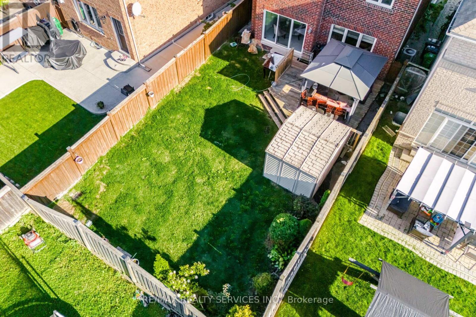3 Napoleon Crescent, Brampton, Ontario  L6P 3K6 - Photo 45 - W12434042