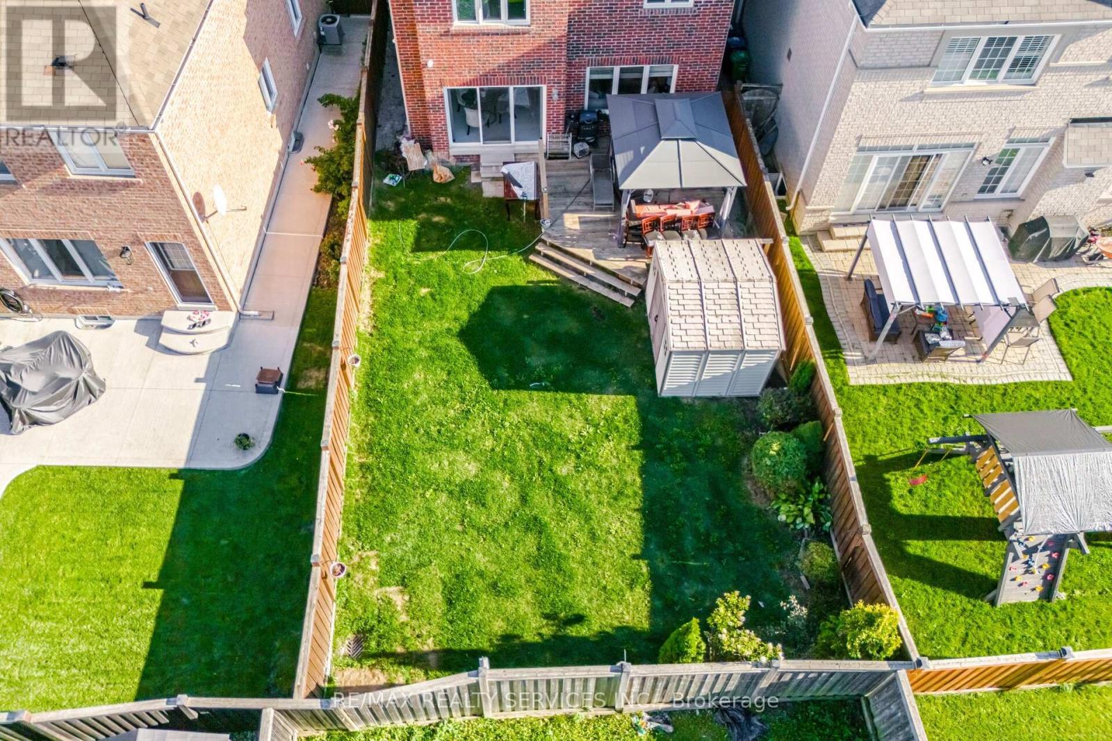 3 Napoleon Crescent, Brampton, Ontario  L6P 3K6 - Photo 47 - W12434042