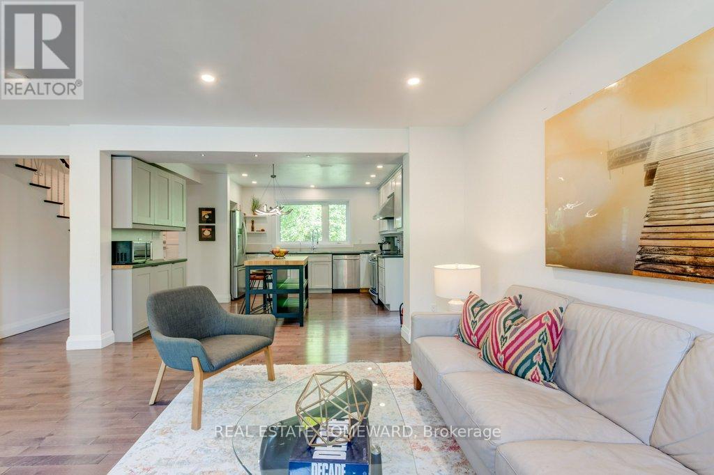 180 Ellis Avenue, Toronto, Ontario  M6S 2X2 - Photo 17 - W12434054