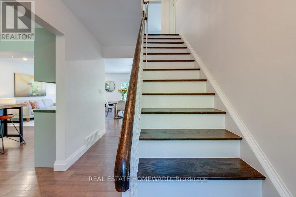 180 Ellis Avenue, Toronto, Ontario  M6S 2X2 - Photo 28 - W12434054