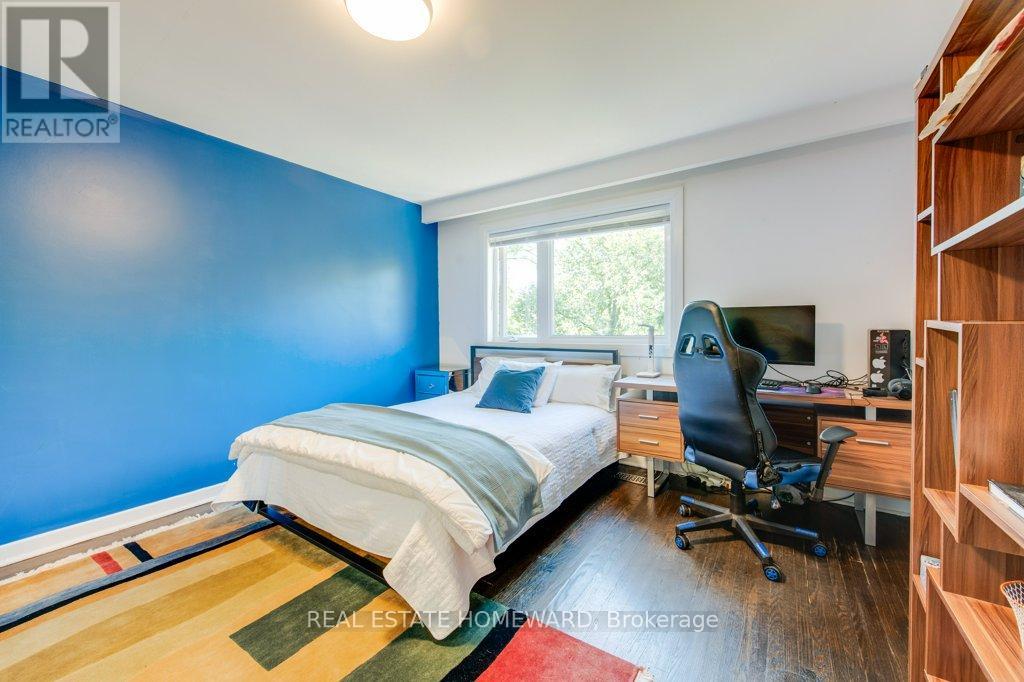180 Ellis Avenue, Toronto, Ontario  M6S 2X2 - Photo 33 - W12434054