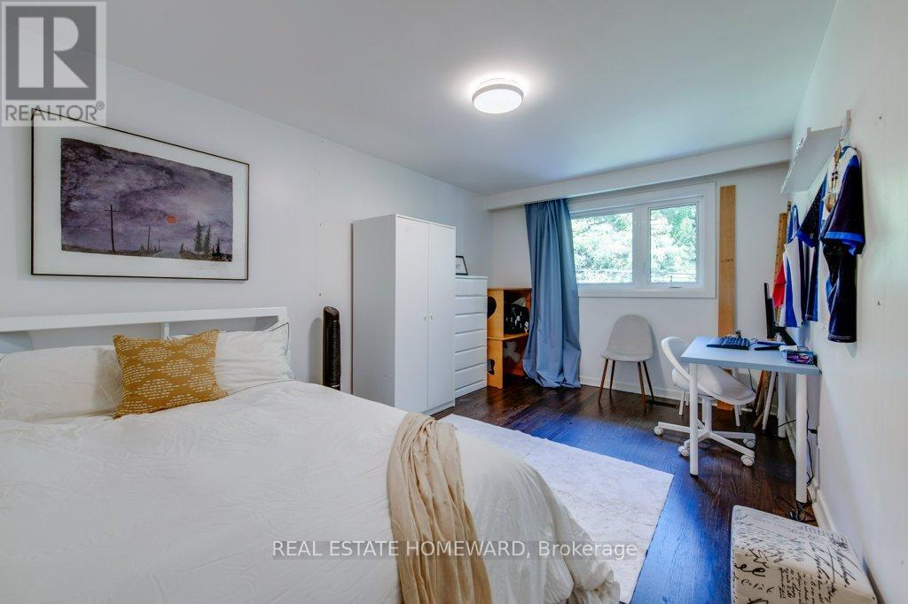 180 Ellis Avenue, Toronto, Ontario  M6S 2X2 - Photo 35 - W12434054