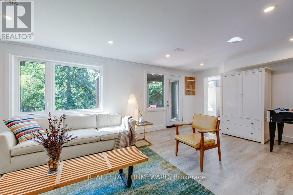 180 Ellis Avenue, Toronto, Ontario  M6S 2X2 - Photo 41 - W12434054