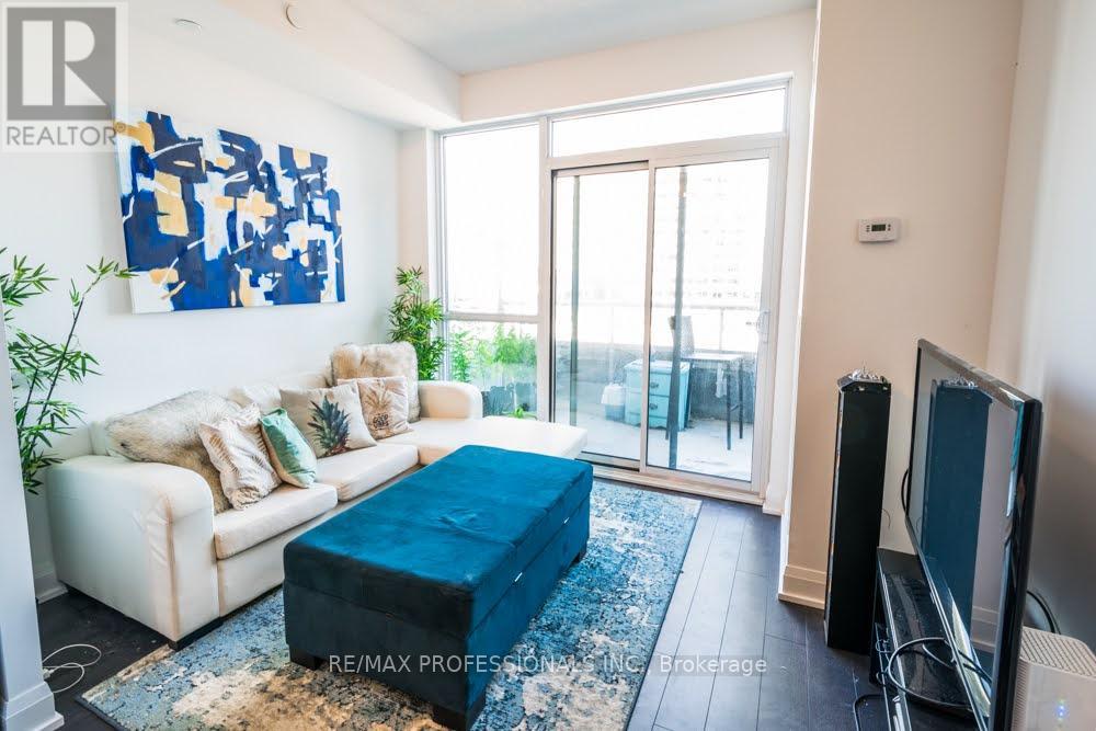 411 - 56 Annie Craig Drive, Toronto, Ontario  M8V 0C4 - Photo 6 - W12434115