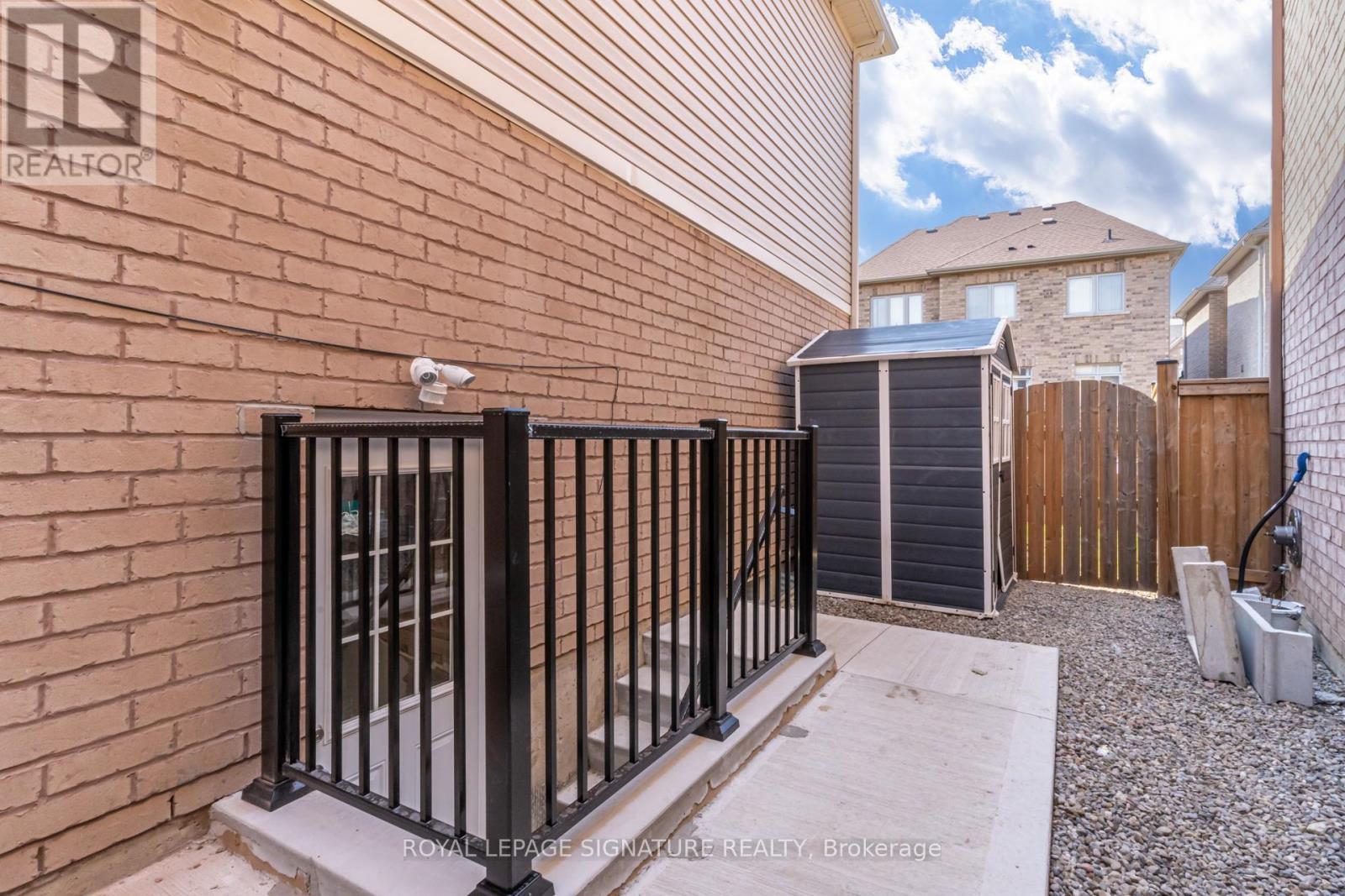 Bsmt - 104 Stedford Crescent E, Brampton, Ontario  L7A 4P7 - Photo 3 - W12434137
