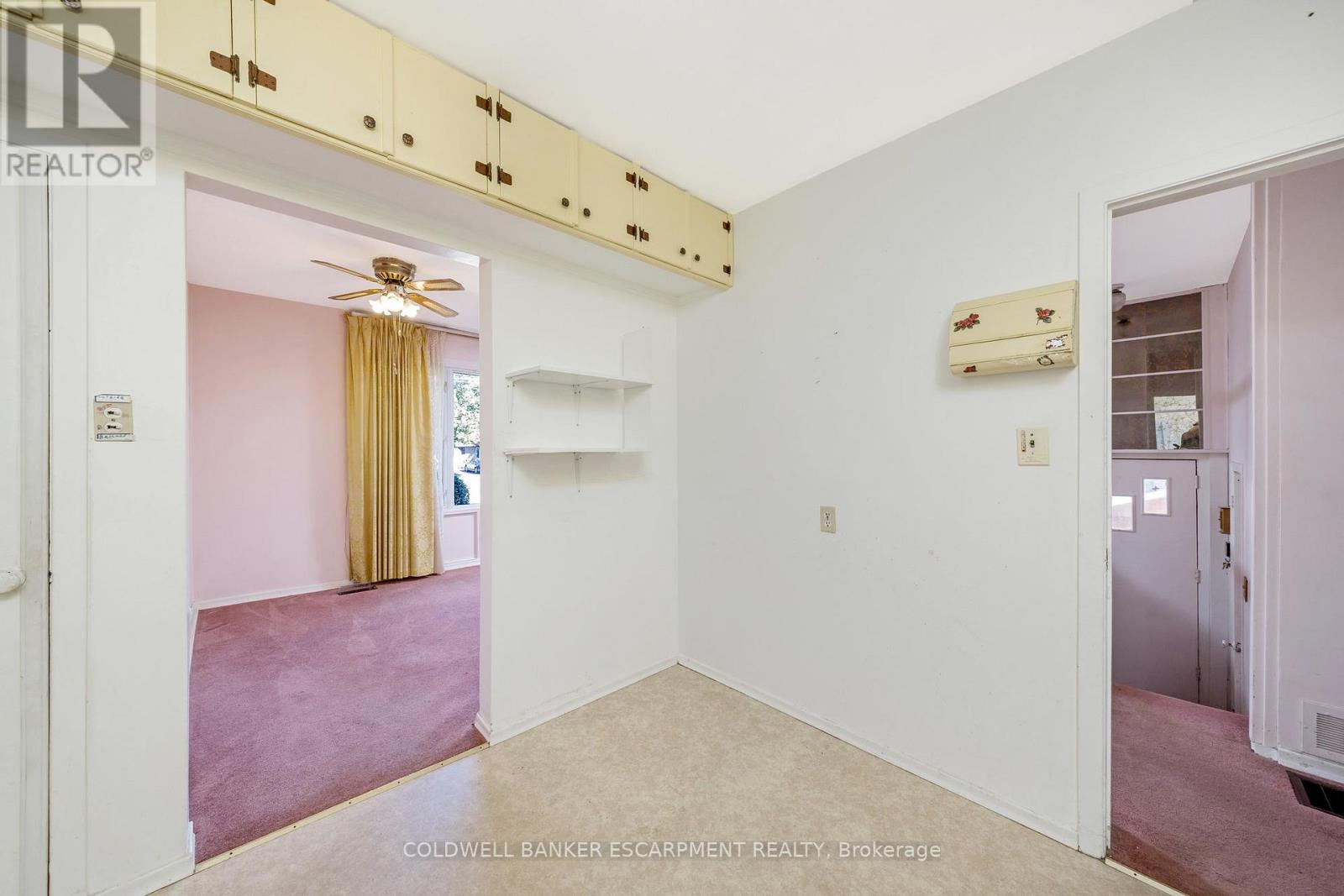 96 Churchill Road, Halton Hills, Ontario  L7J 2J4 - Photo 15 - W12434169