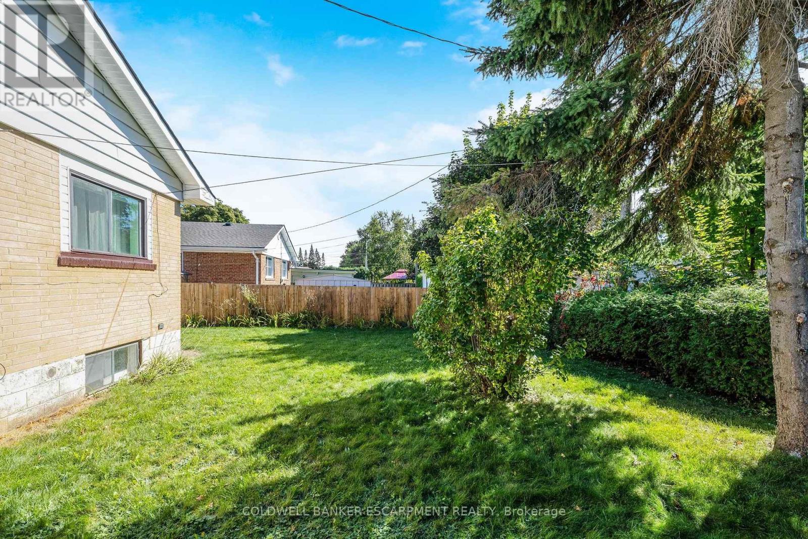 96 Churchill Road, Halton Hills, Ontario  L7J 2J4 - Photo 26 - W12434169