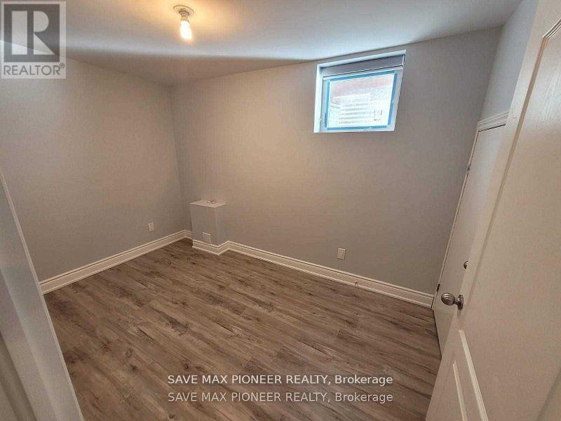 Bsmnt - 11 Ivor Crescent N, Brampton, Ontario  L7A 4L5 - Photo 5 - W12434180
