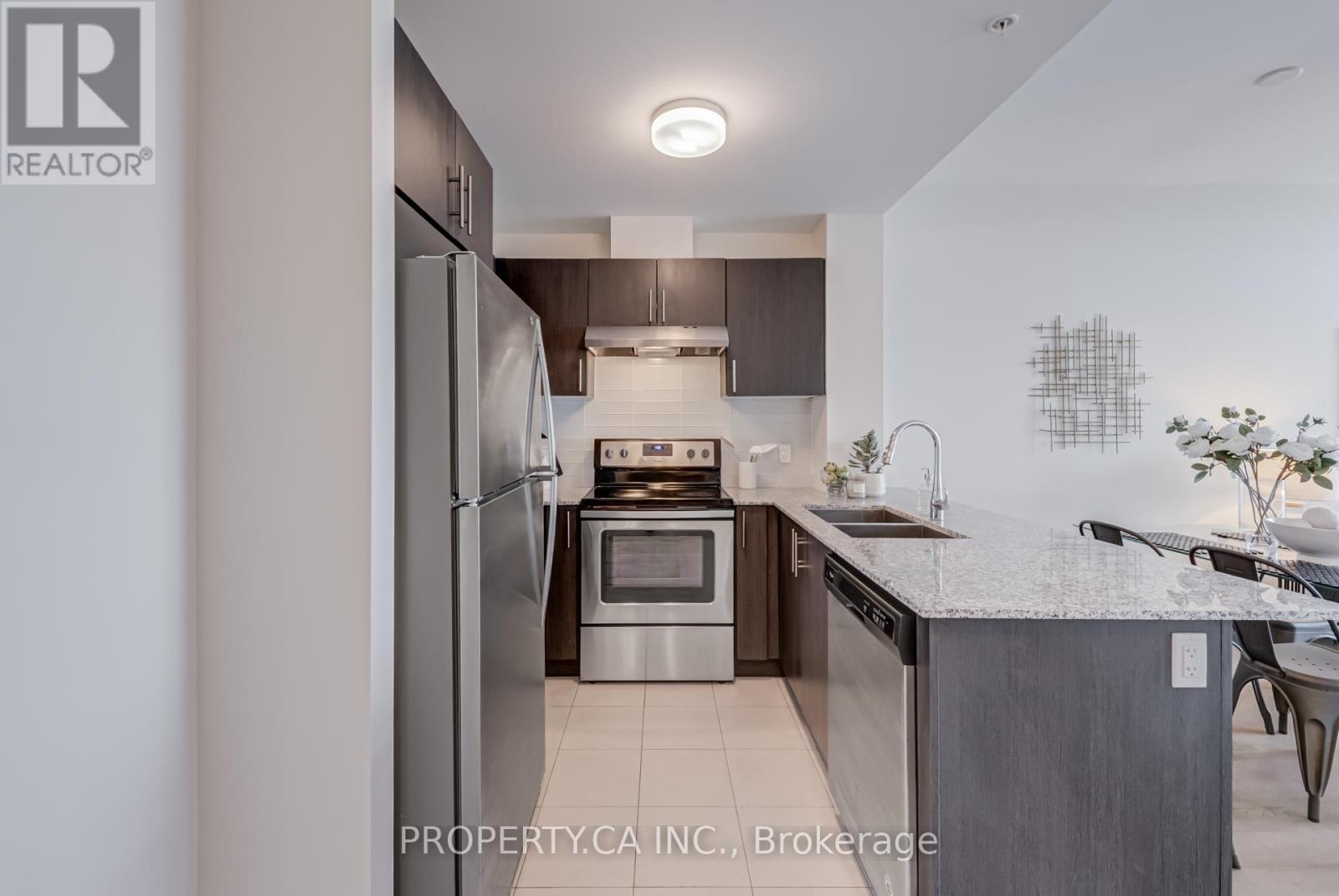 704 - 2522 Keele Street, Toronto, Ontario  M6L 0A2 - Photo 15 - W12434189
