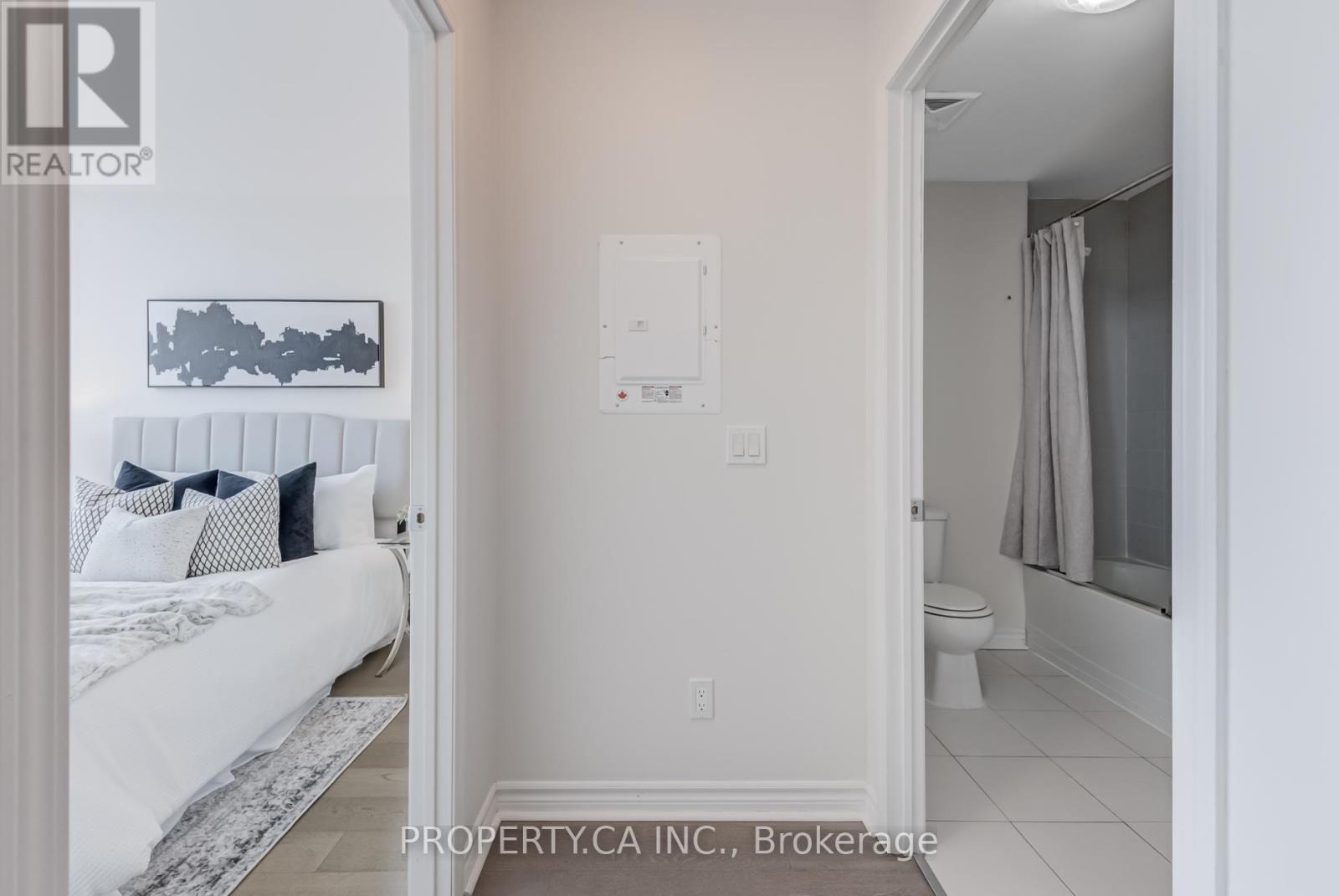704 - 2522 Keele Street, Toronto, Ontario  M6L 0A2 - Photo 24 - W12434189