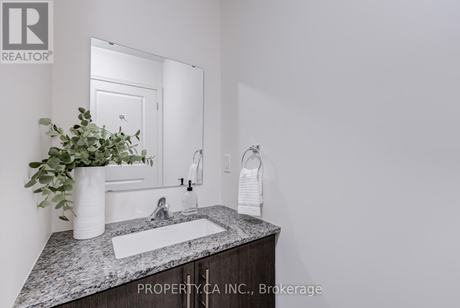 704 - 2522 Keele Street, Toronto, Ontario  M6L 0A2 - Photo 29 - W12434189