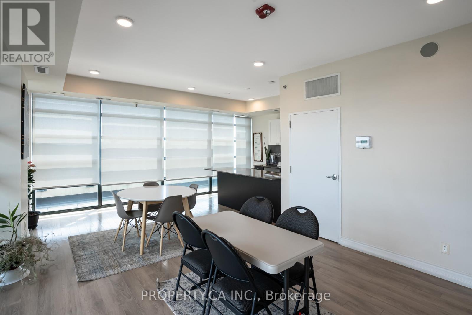 704 - 2522 Keele Street, Toronto, Ontario  M6L 0A2 - Photo 46 - W12434189