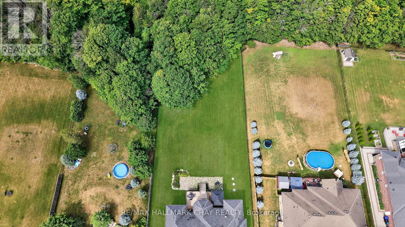 16 Basswood Drive, Wasaga Beach, Ontario  L9Z 0A9 - Photo 35 - S12434220