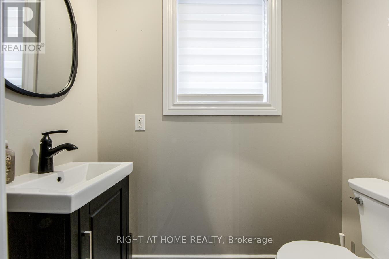 34 Lang Drive, Barrie (0 West), Ontario  L4N 0W3 - Photo 22 - S12434263