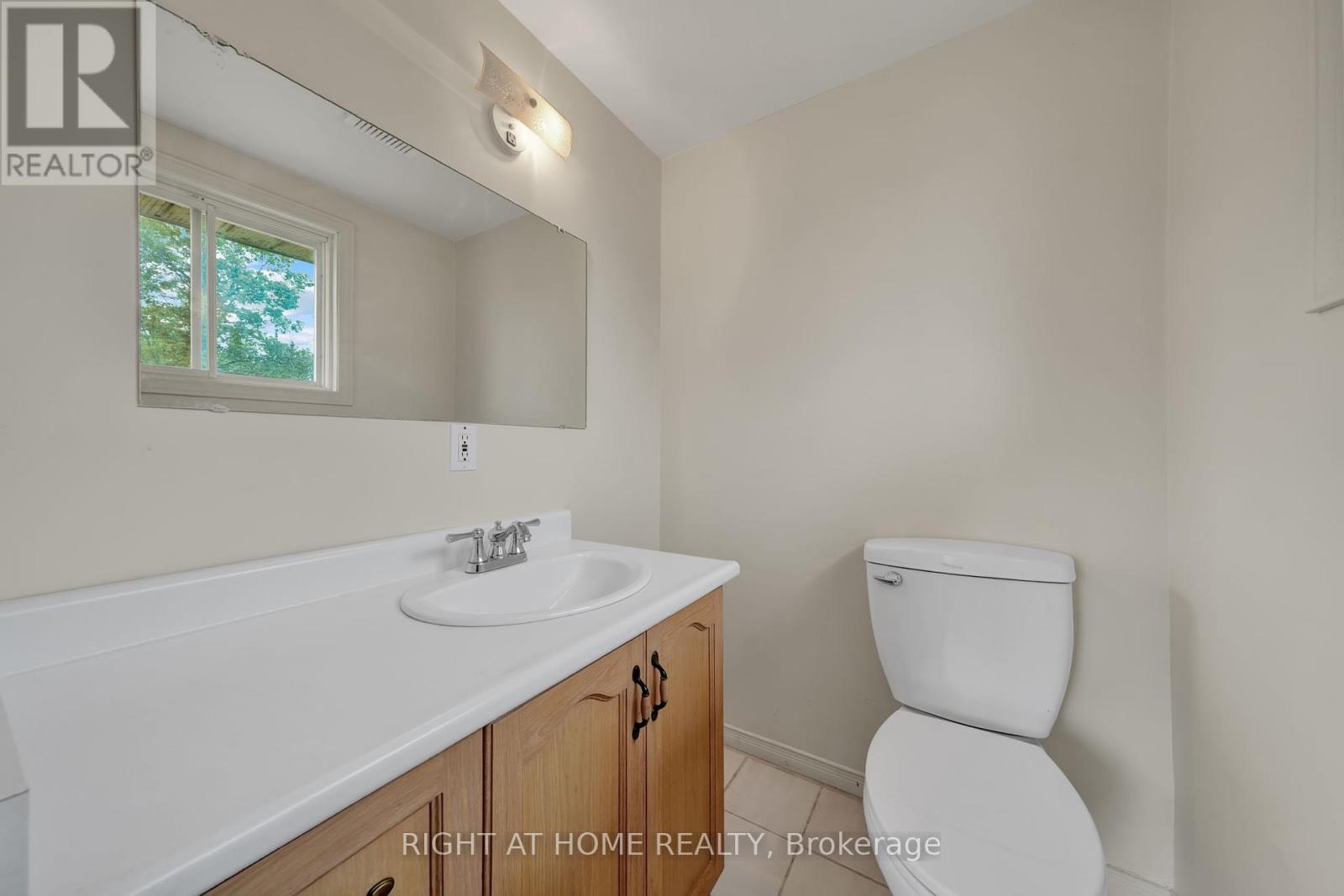 138 45th Street N, Wasaga Beach, Ontario  L9Z 1Z2 - Photo 13 - S12434286