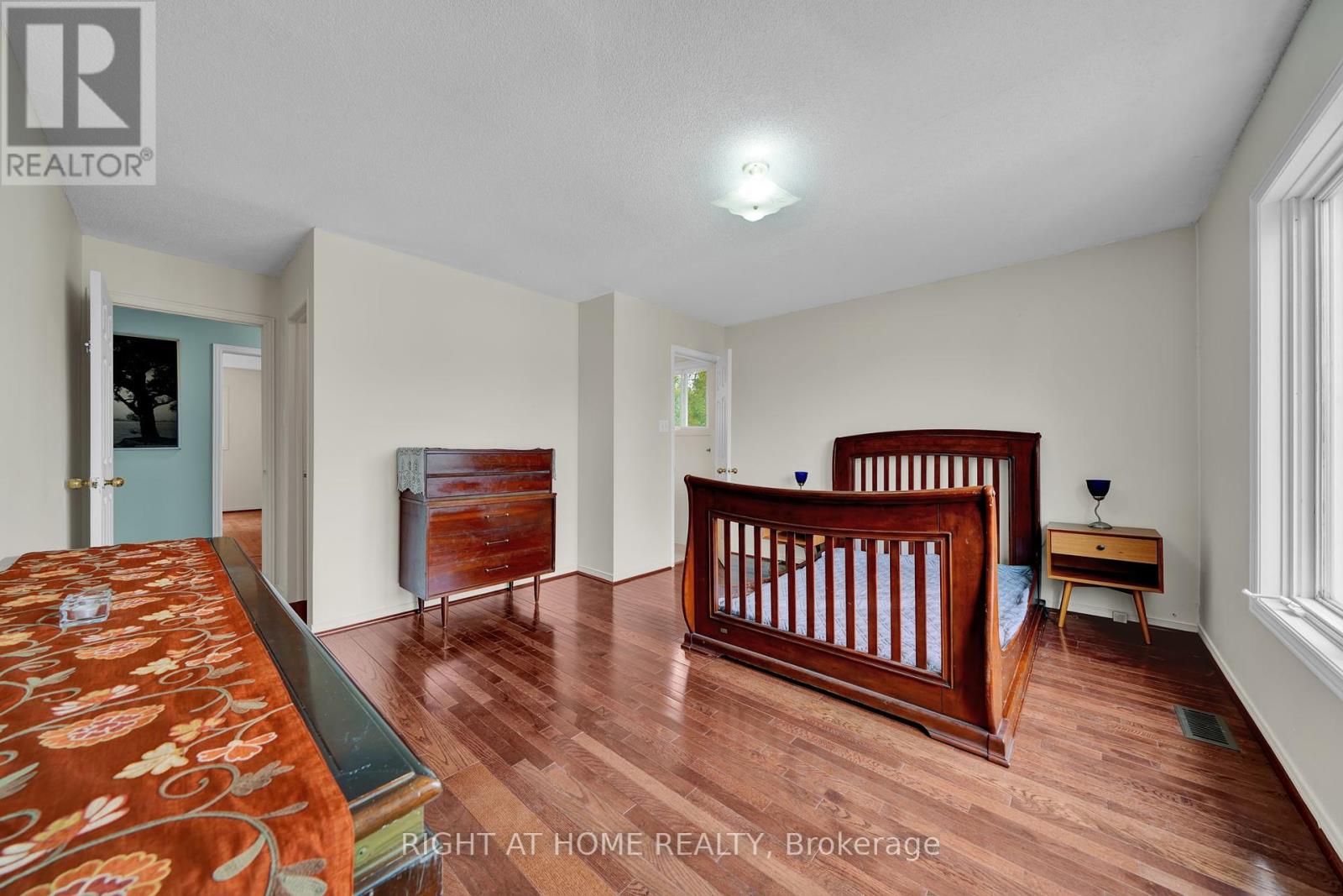 138 45th Street N, Wasaga Beach, Ontario  L9Z 1Z2 - Photo 14 - S12434286