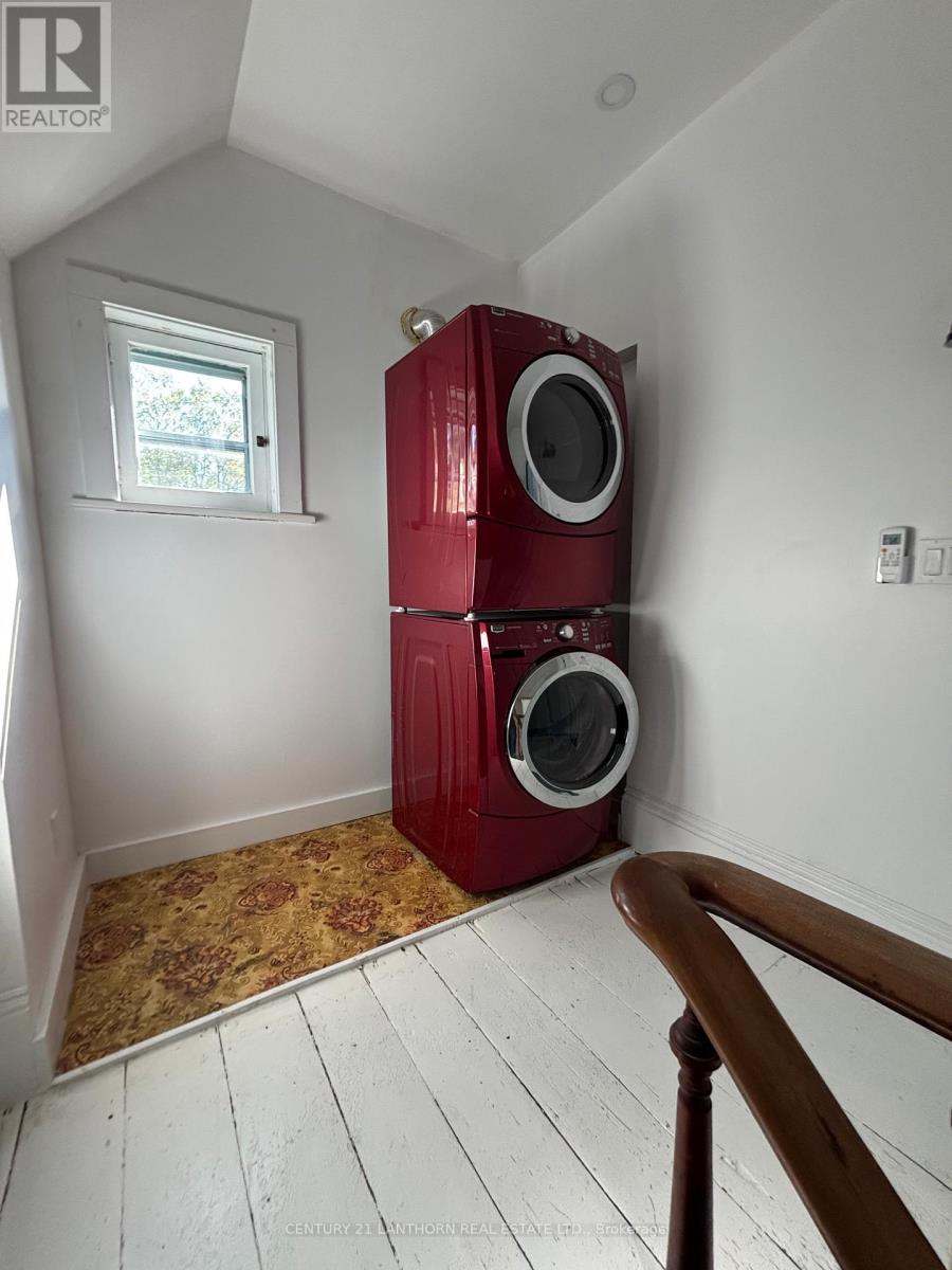 22 York Street, Prince Edward County, Ontario  K0K 2T0 - Photo 17 - X12434325