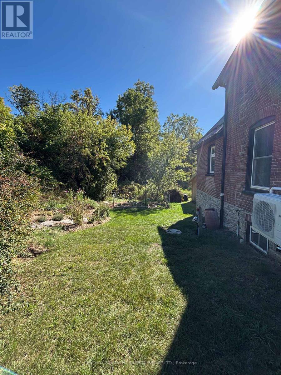 22 York Street, Prince Edward County, Ontario  K0K 2T0 - Photo 29 - X12434325