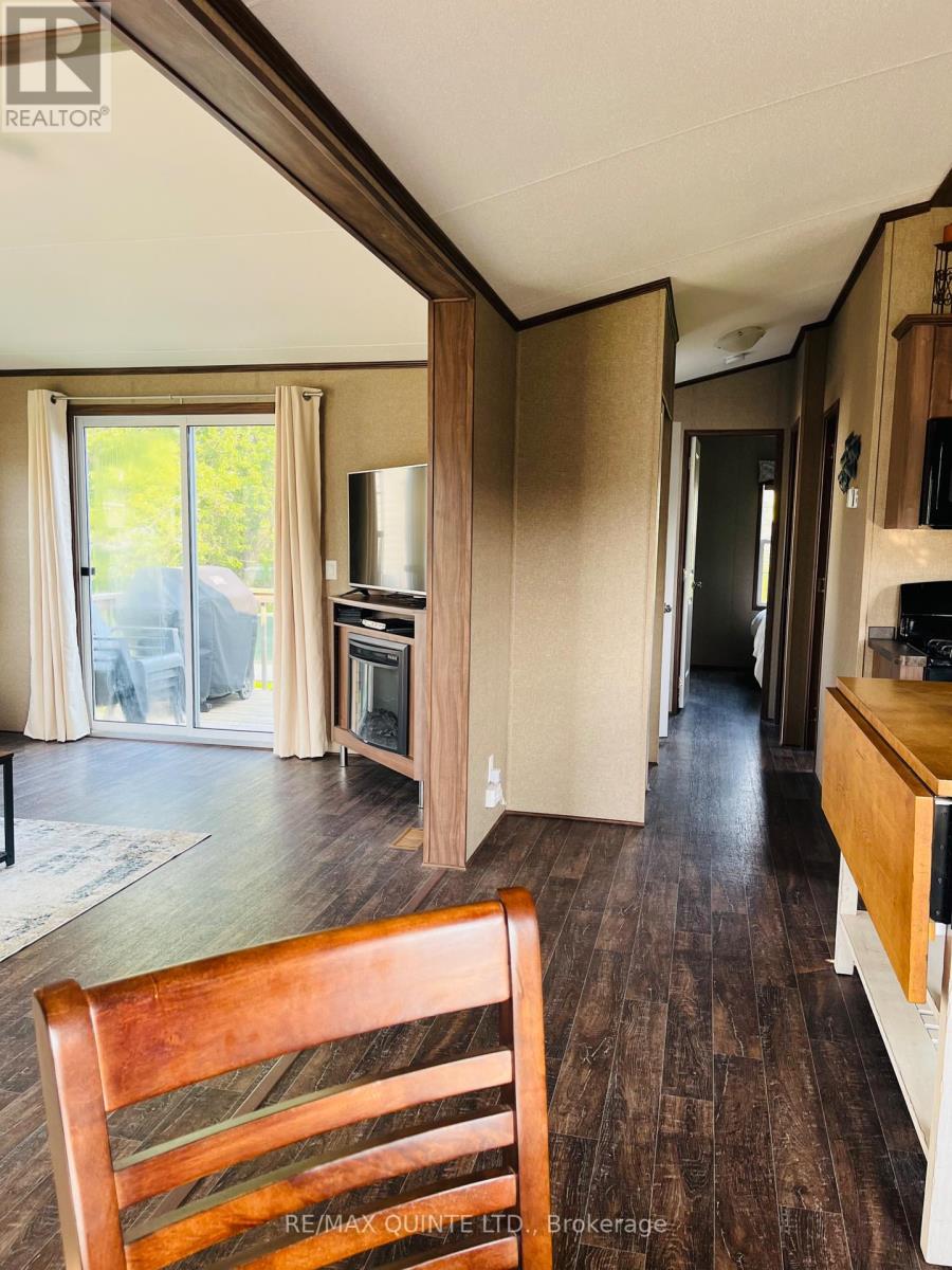 8 Cricket Ln - 486 County Road 18, Prince Edward County, Ontario  K0K 1P0 - Photo 17 - X12434368