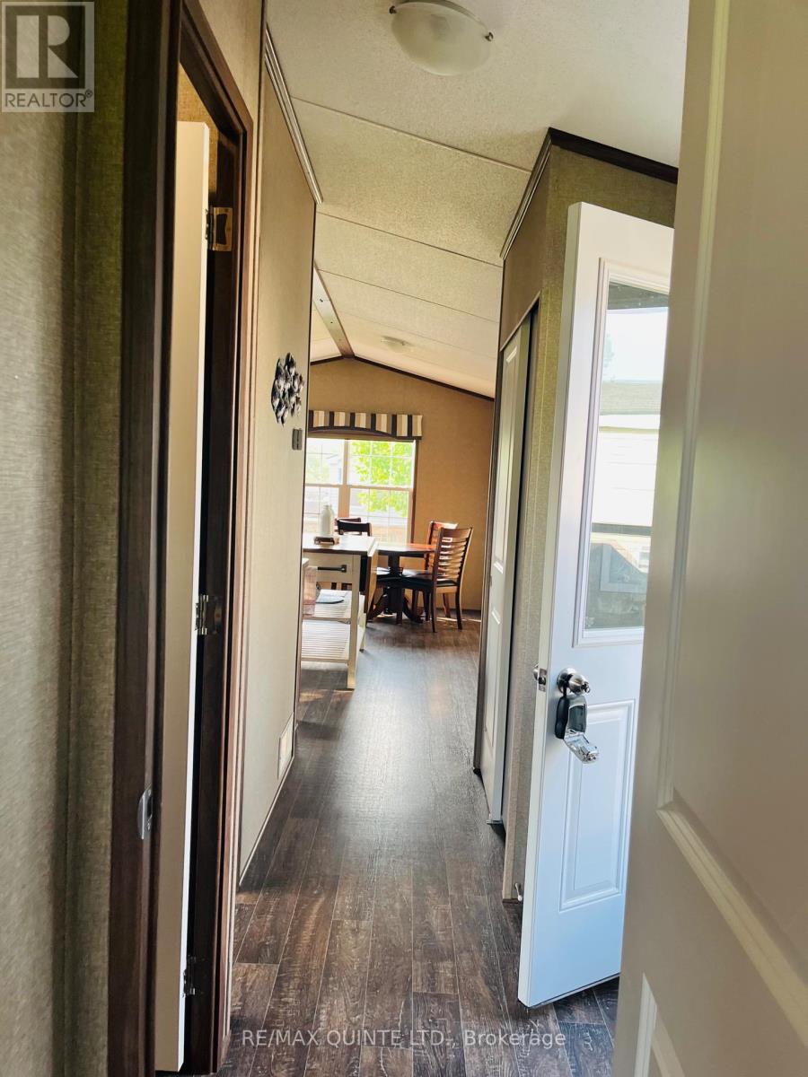 8 Cricket Ln - 486 County Road 18, Prince Edward County, Ontario  K0K 1P0 - Photo 28 - X12434368