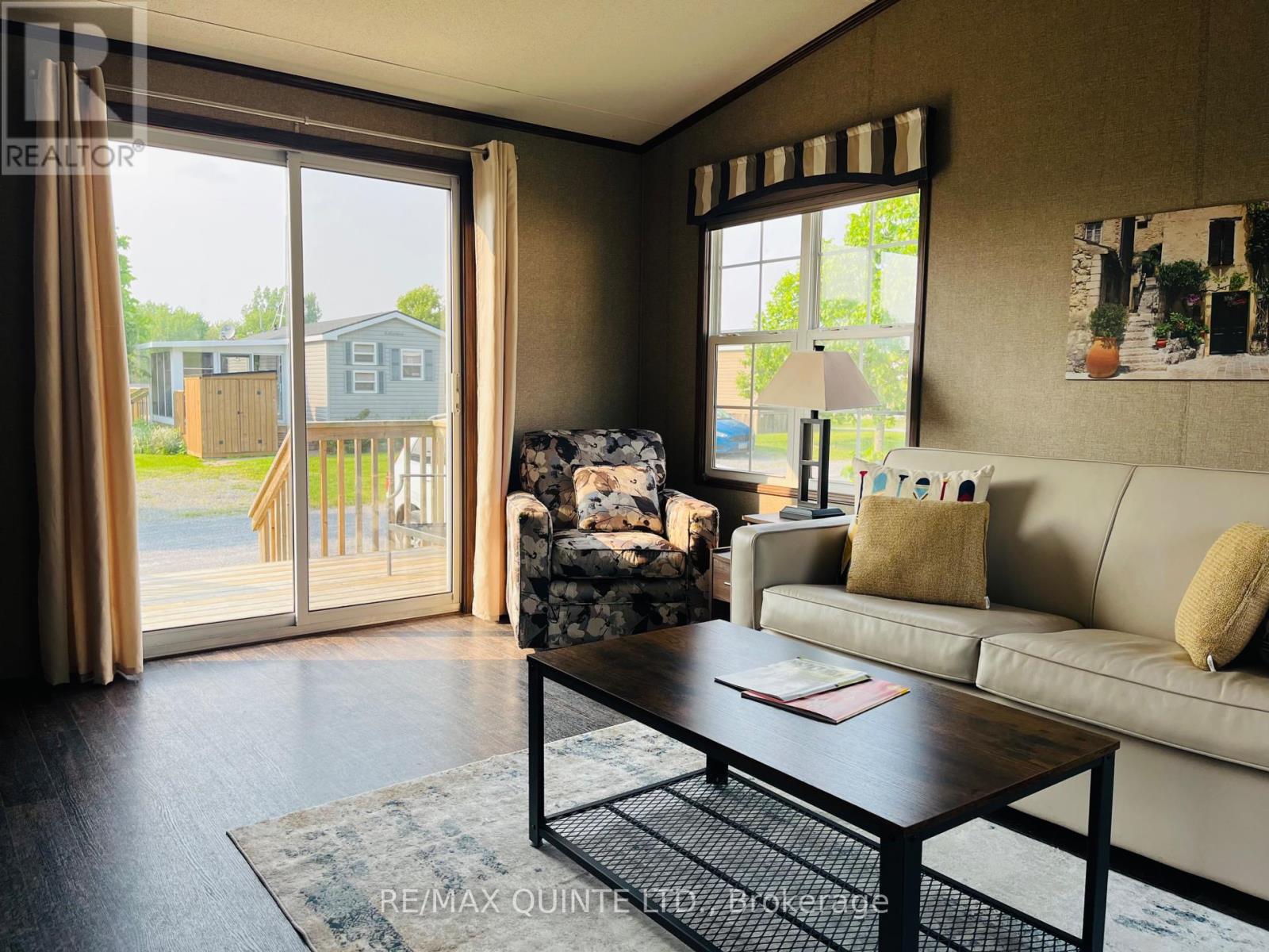 8 Cricket Ln - 486 County Road 18, Prince Edward County, Ontario  K0K 1P0 - Photo 33 - X12434368