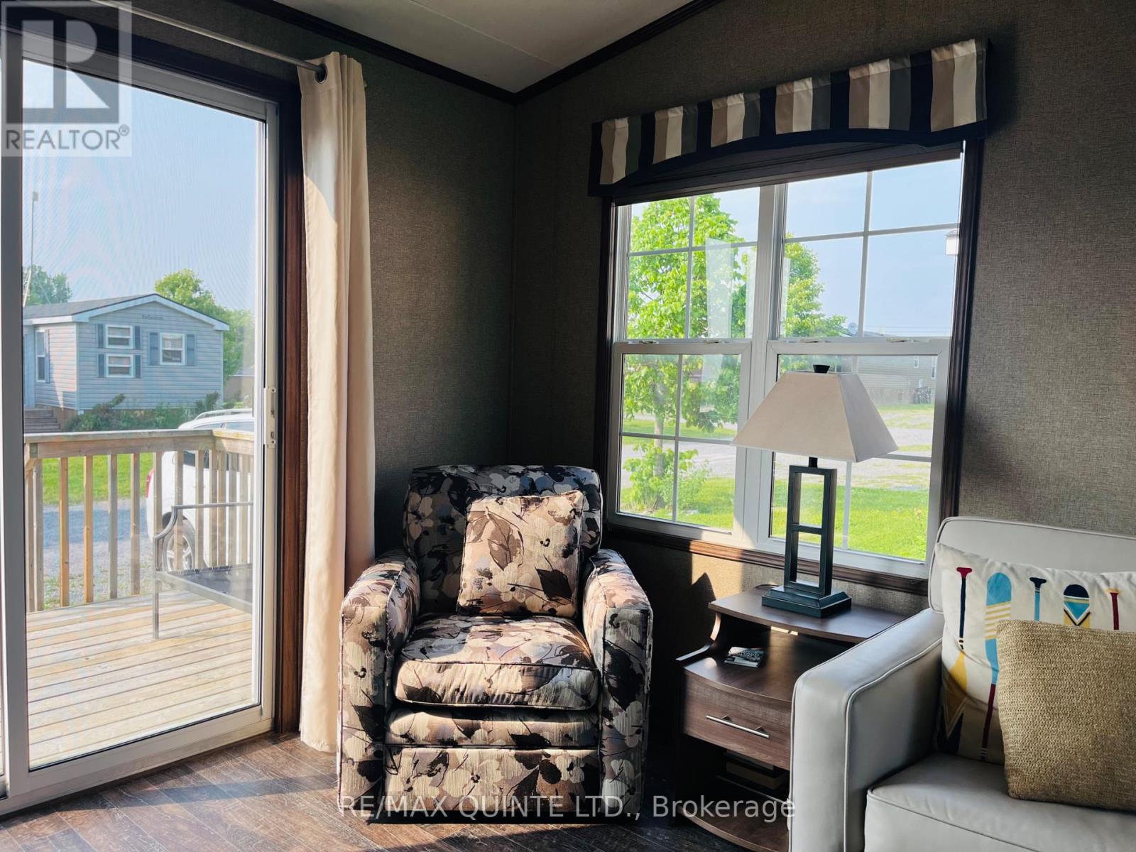 8 Cricket Ln - 486 County Road 18, Prince Edward County, Ontario  K0K 1P0 - Photo 36 - X12434368