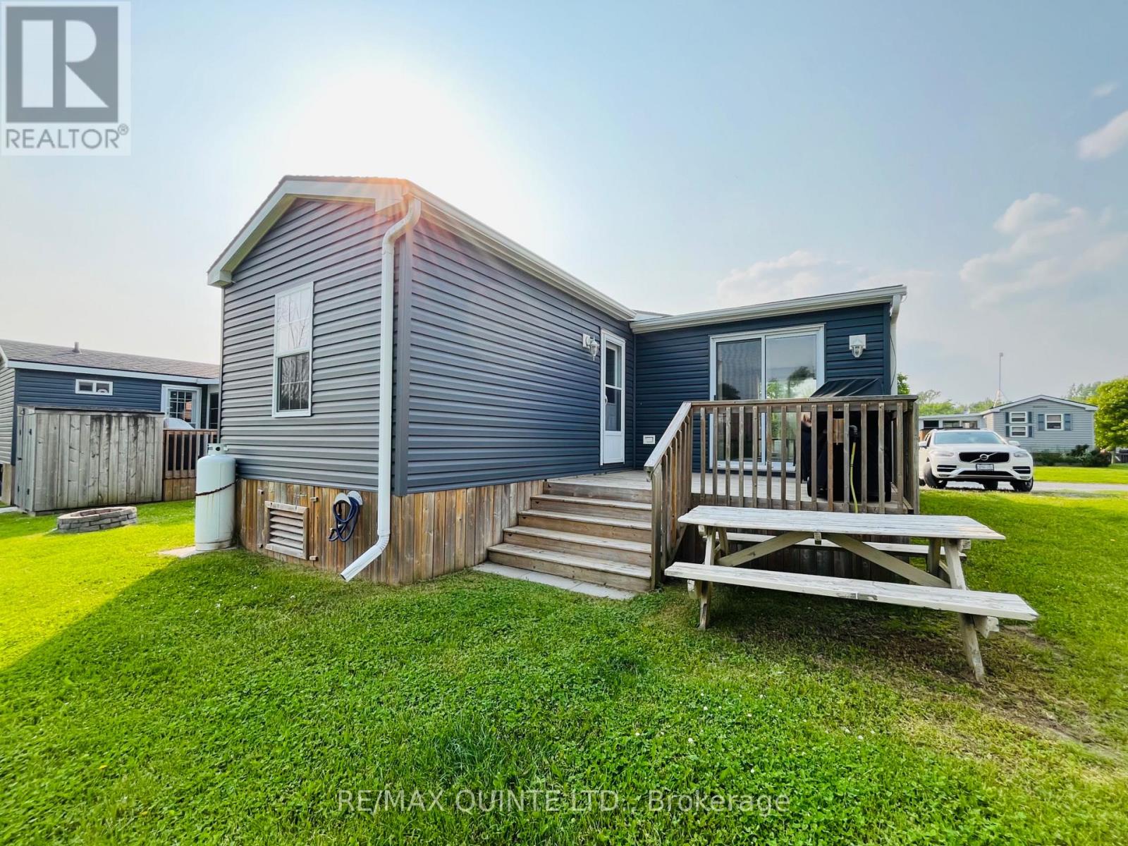 8 Cricket Ln - 486 County Road 18, Prince Edward County, Ontario  K0K 1P0 - Photo 4 - X12434368