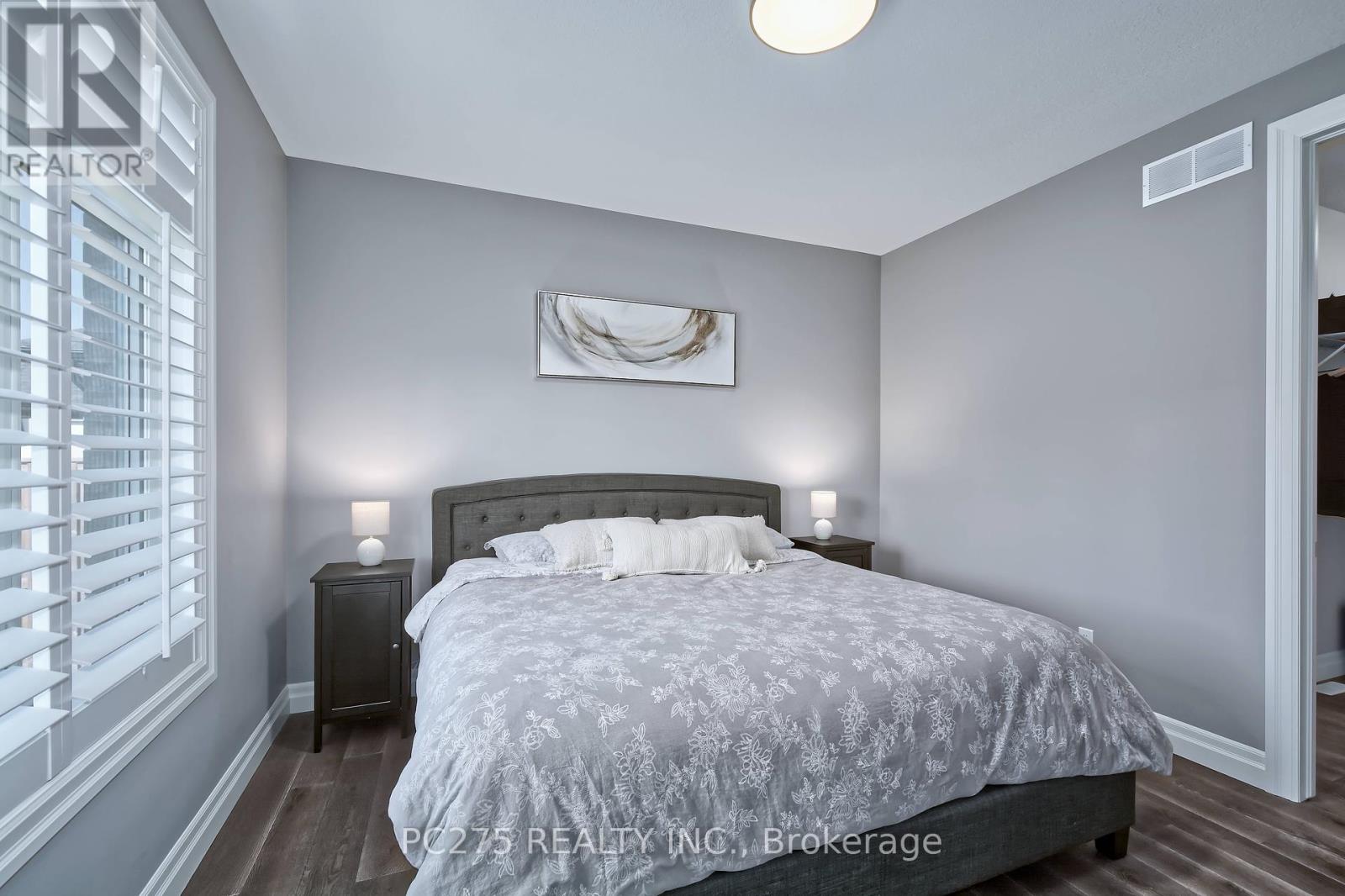 2539 Bond Street, Strathroy-Caradoc, Ontario  N0L 1W0 - Photo 15 - X12434381