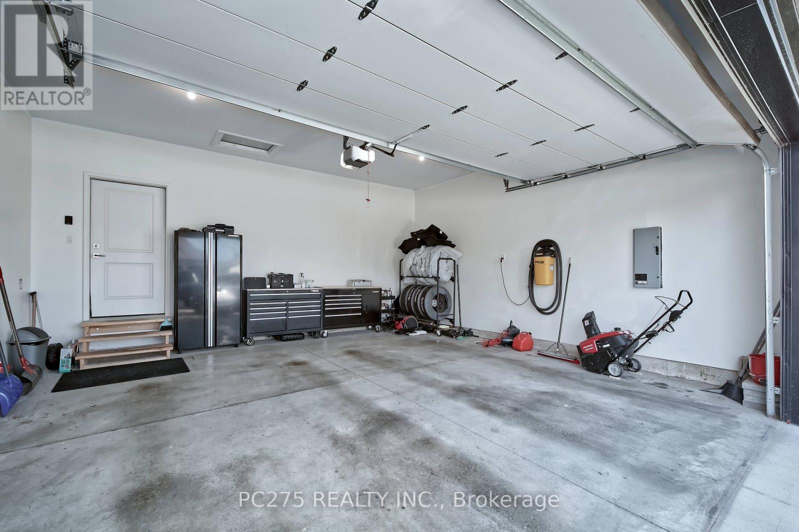 2539 Bond Street, Strathroy-Caradoc, Ontario  N0L 1W0 - Photo 26 - X12434381