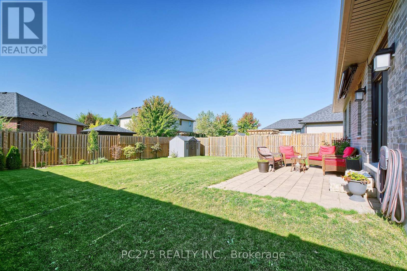 2539 Bond Street, Strathroy-Caradoc, Ontario  N0L 1W0 - Photo 27 - X12434381