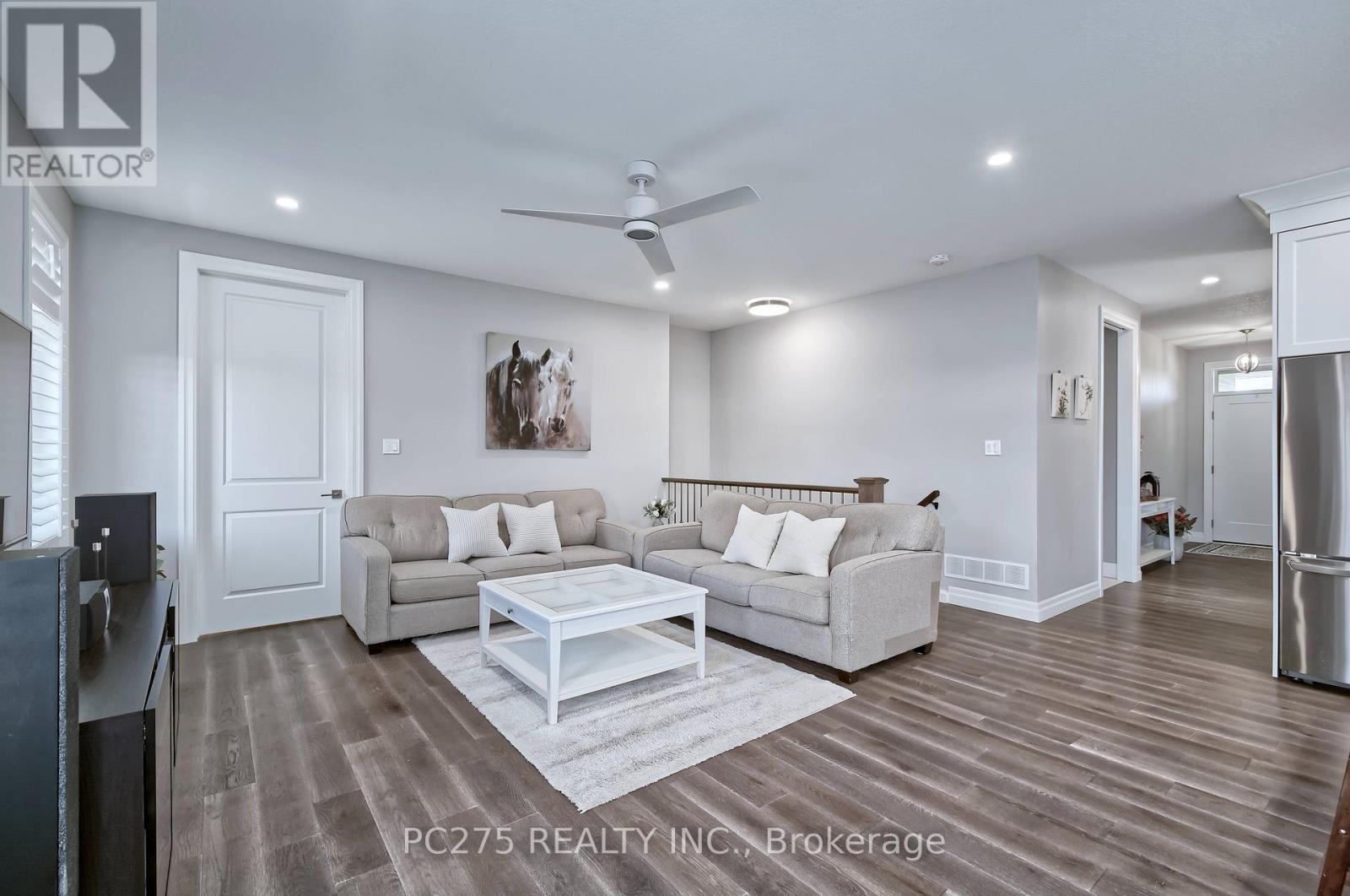 2539 Bond Street, Strathroy-Caradoc, Ontario  N0L 1W0 - Photo 7 - X12434381