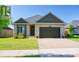 2539 BOND STREET, Strathroy-Caradoc, Ontario