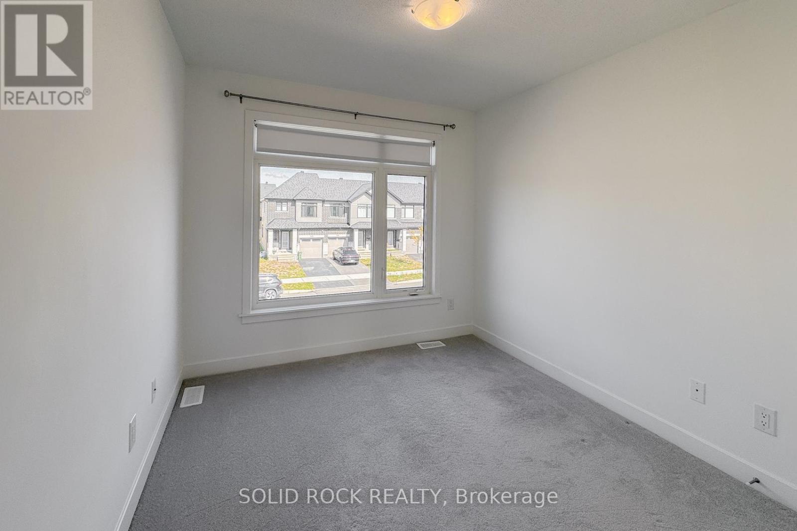889 Solarium Avenue, Ottawa, Ontario  K4M 0K5 - Photo 13 - X12434306