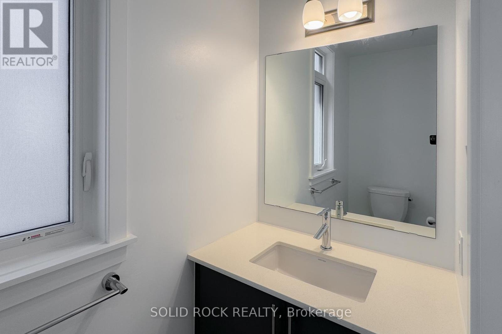 889 Solarium Avenue, Ottawa, Ontario  K4M 0K5 - Photo 4 - X12434306