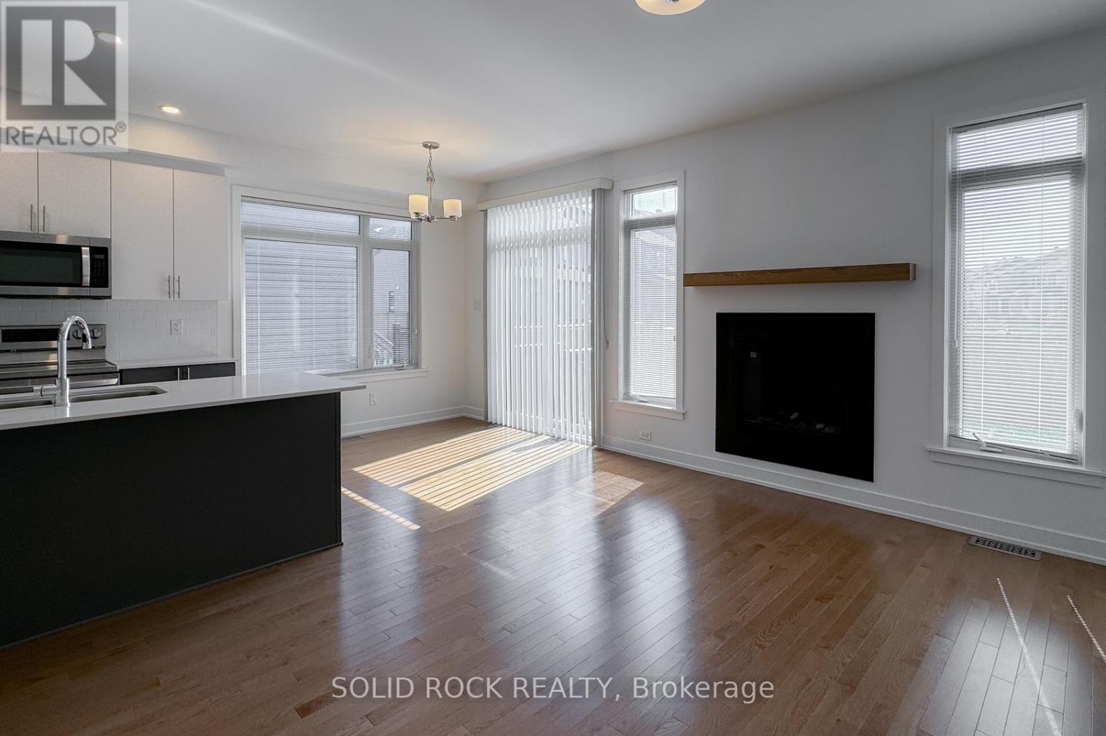 889 Solarium Avenue, Ottawa, Ontario  K4M 0K5 - Photo 7 - X12434306