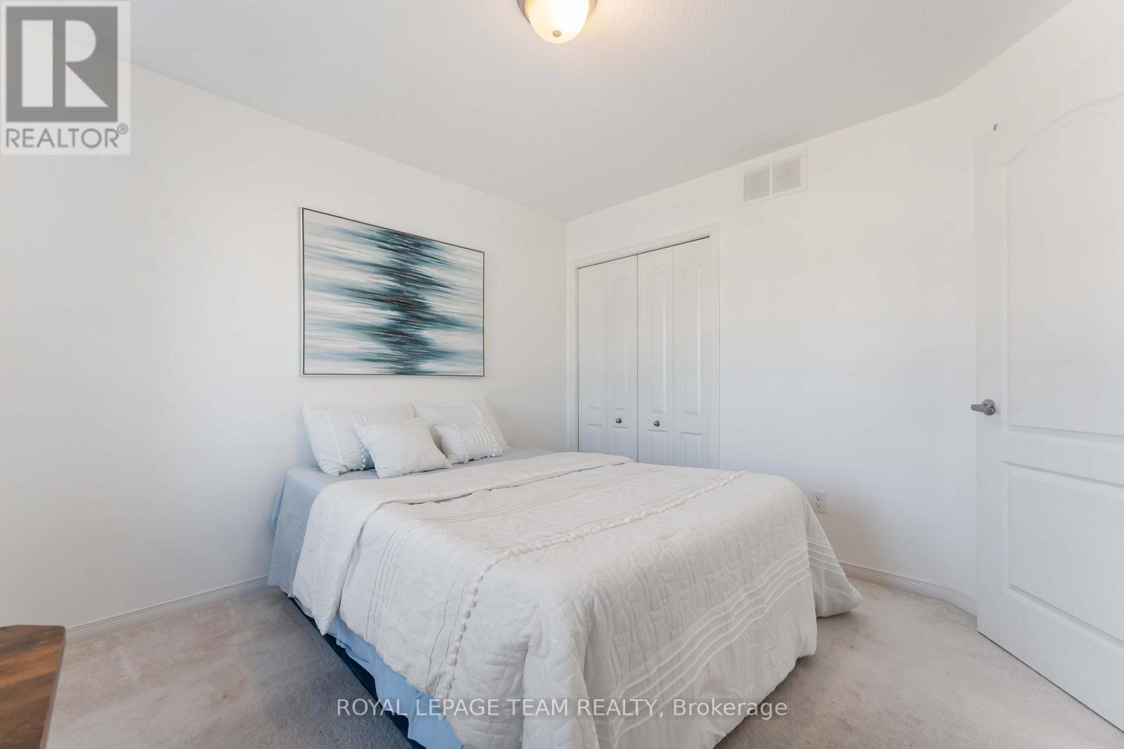 359 Melodie Street, Ottawa, Ontario  K1W 0L8 - Photo 36 - X12434359