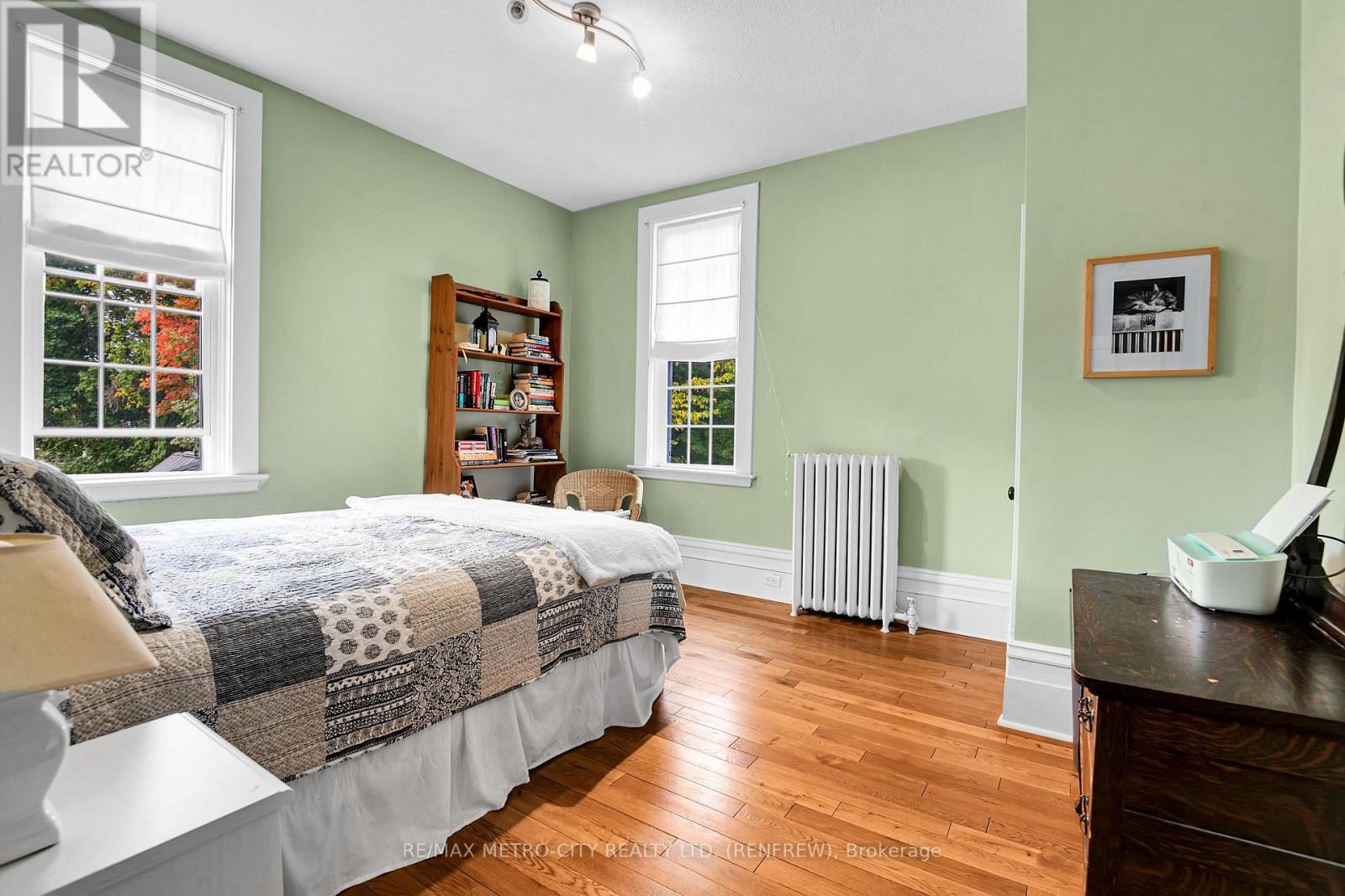 298 Barr Street, Renfrew, Ontario  K7V 1J8 - Photo 24 - X12434344