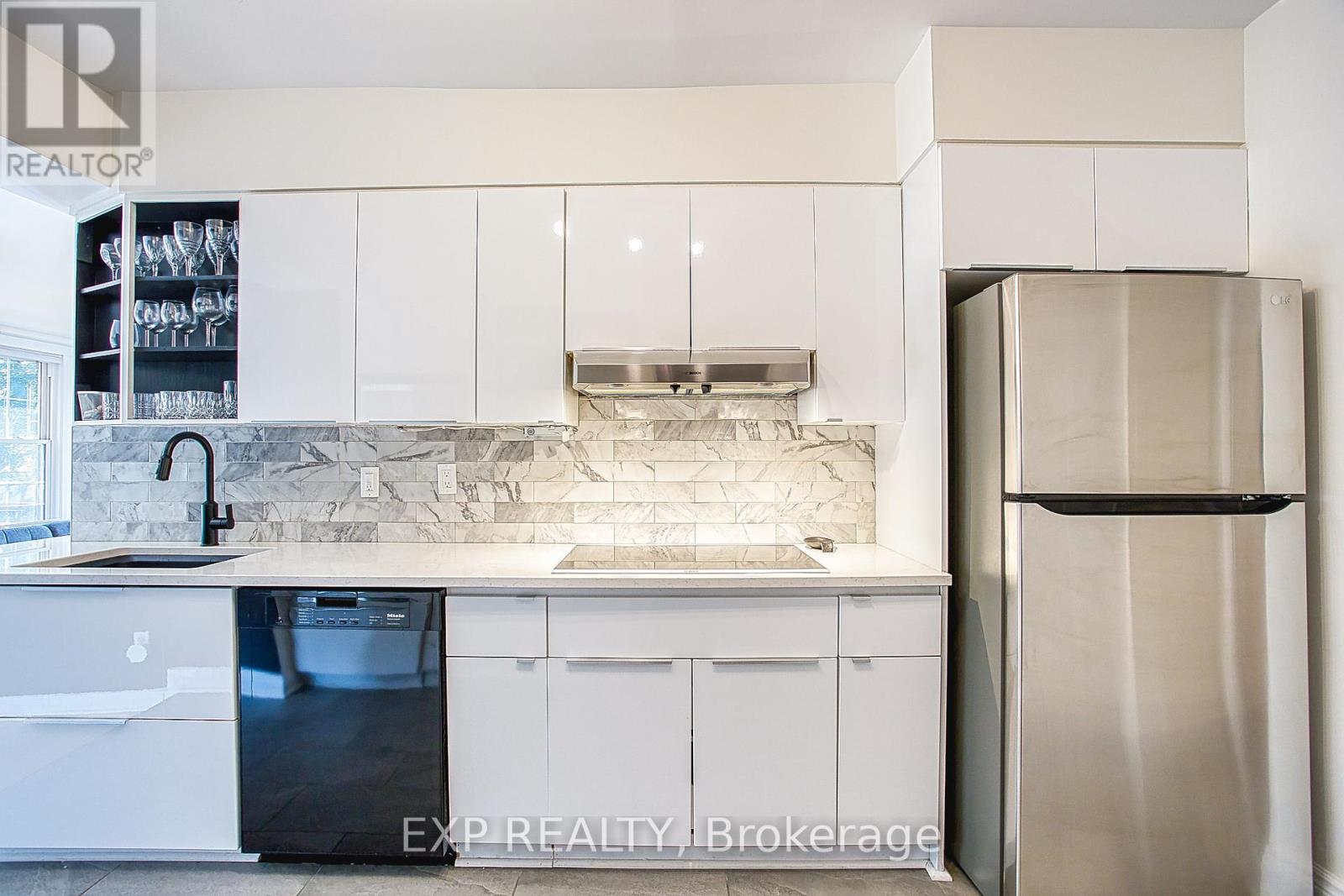 44 Paisley Avenue N, Hamilton, Ontario  L8S 4G8 - Photo 13 - X12434108