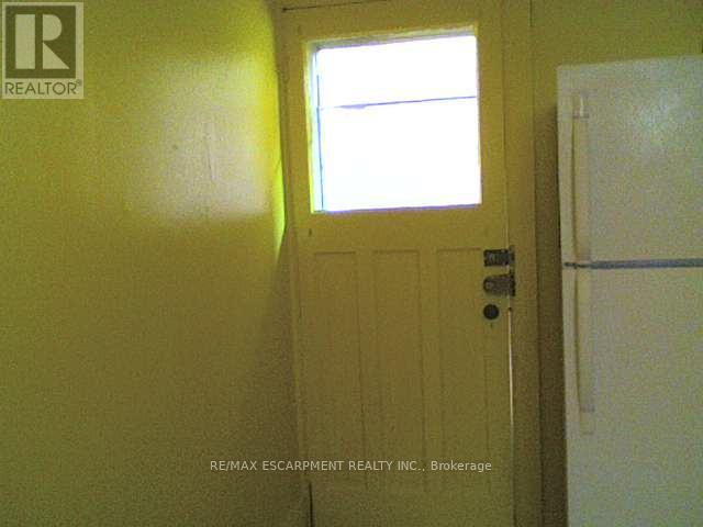 59 Victoria Avenue N, Hamilton, Ontario  L8L 5E3 - Photo 17 - X12434112