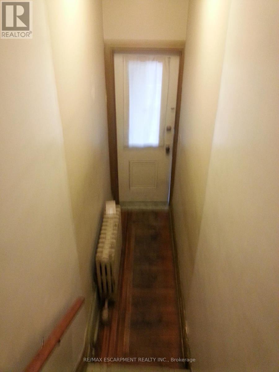 59 Victoria Avenue N, Hamilton, Ontario  L8L 5E3 - Photo 24 - X12434112
