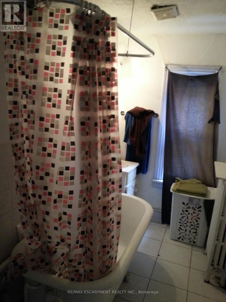 59 Victoria Avenue N, Hamilton, Ontario  L8L 5E3 - Photo 26 - X12434112