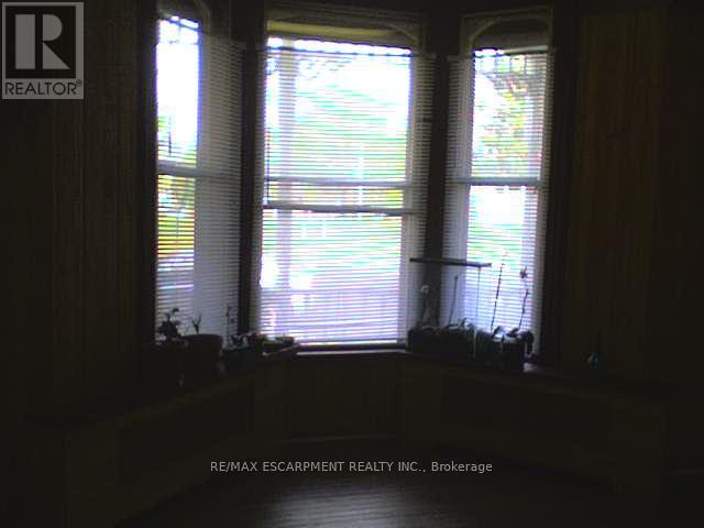 59 Victoria Avenue N, Hamilton, Ontario  L8L 5E3 - Photo 7 - X12434112