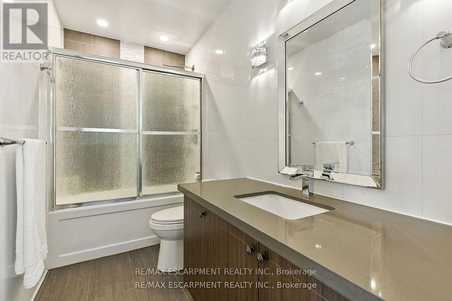 7764 Sycamore Drive, Niagara Falls, Ontario  L2H 0N6 - Photo 22 - X12434122