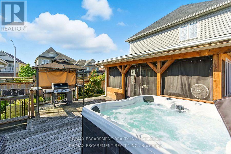 7764 Sycamore Drive, Niagara Falls, Ontario  L2H 0N6 - Photo 45 - X12434122