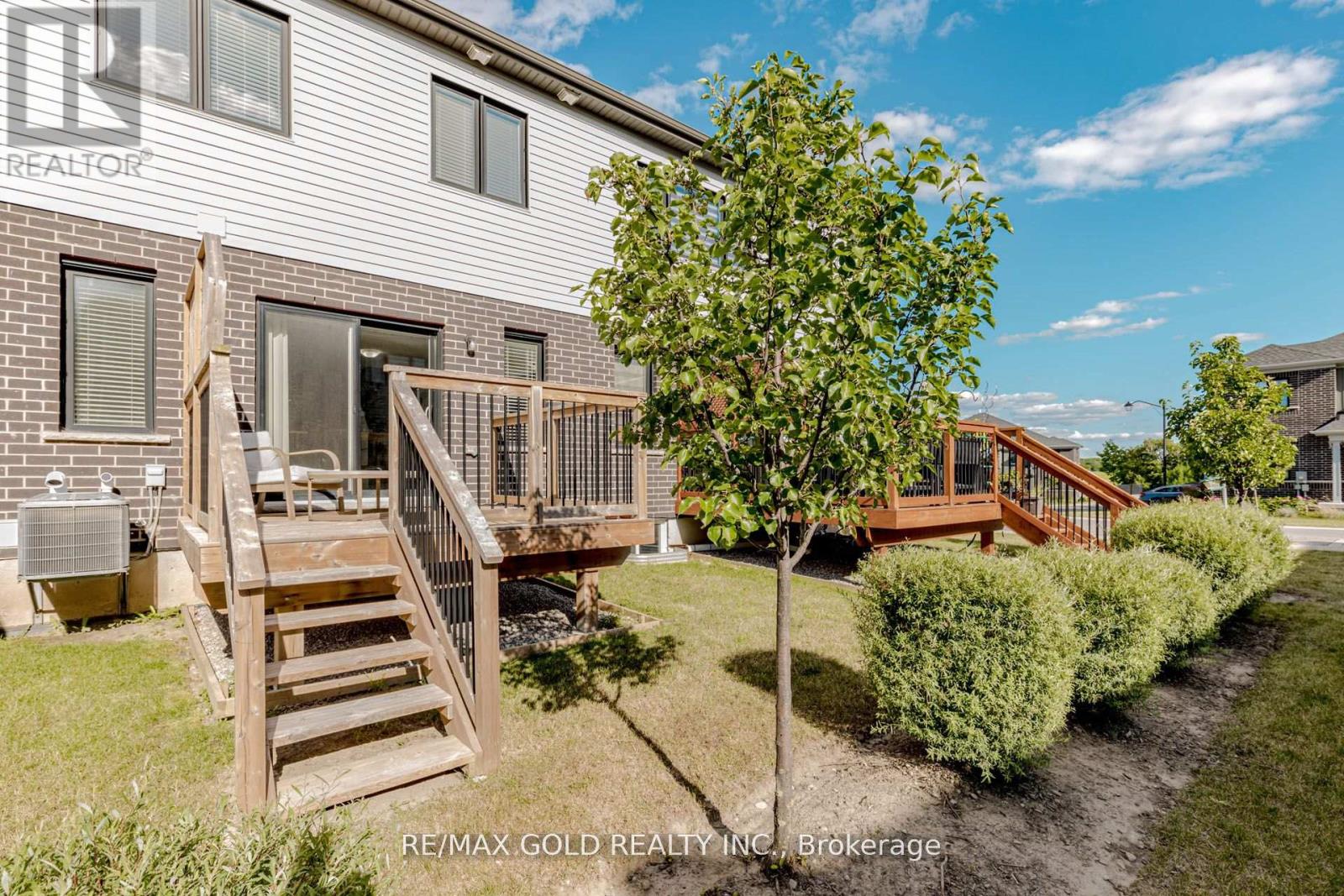 208 Woodmeadow Court, Kitchener, Ontario  N2R 0P8 - Photo 31 - X12434149