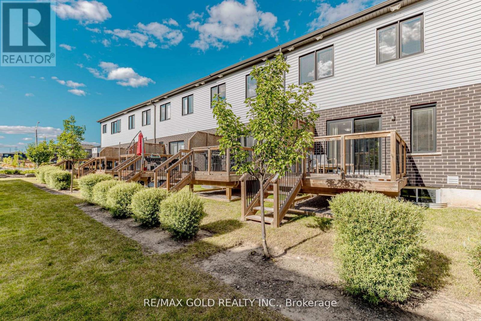 208 Woodmeadow Court, Kitchener, Ontario  N2R 0P8 - Photo 33 - X12434149